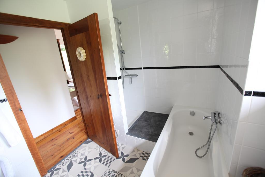 Maison Aretxola Sare Pokoj fotografie